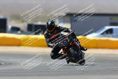 media/Mar-28-2022-Superbike Trackdays (Mon) [[b8603d0f67]]/Novice Group (1130am-12pm)/Turn 2/